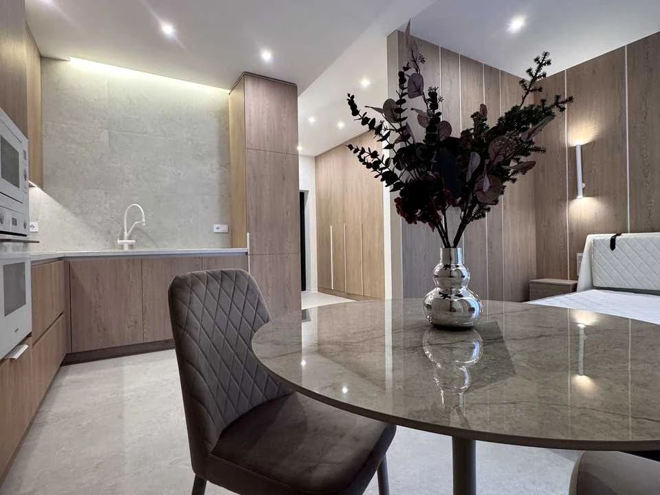 Apartment. Uzhhorod, Verbny Prospect.