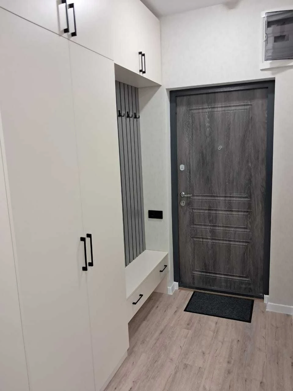 For Sale: 1-bedroom apartment, Designer renovation, Owner