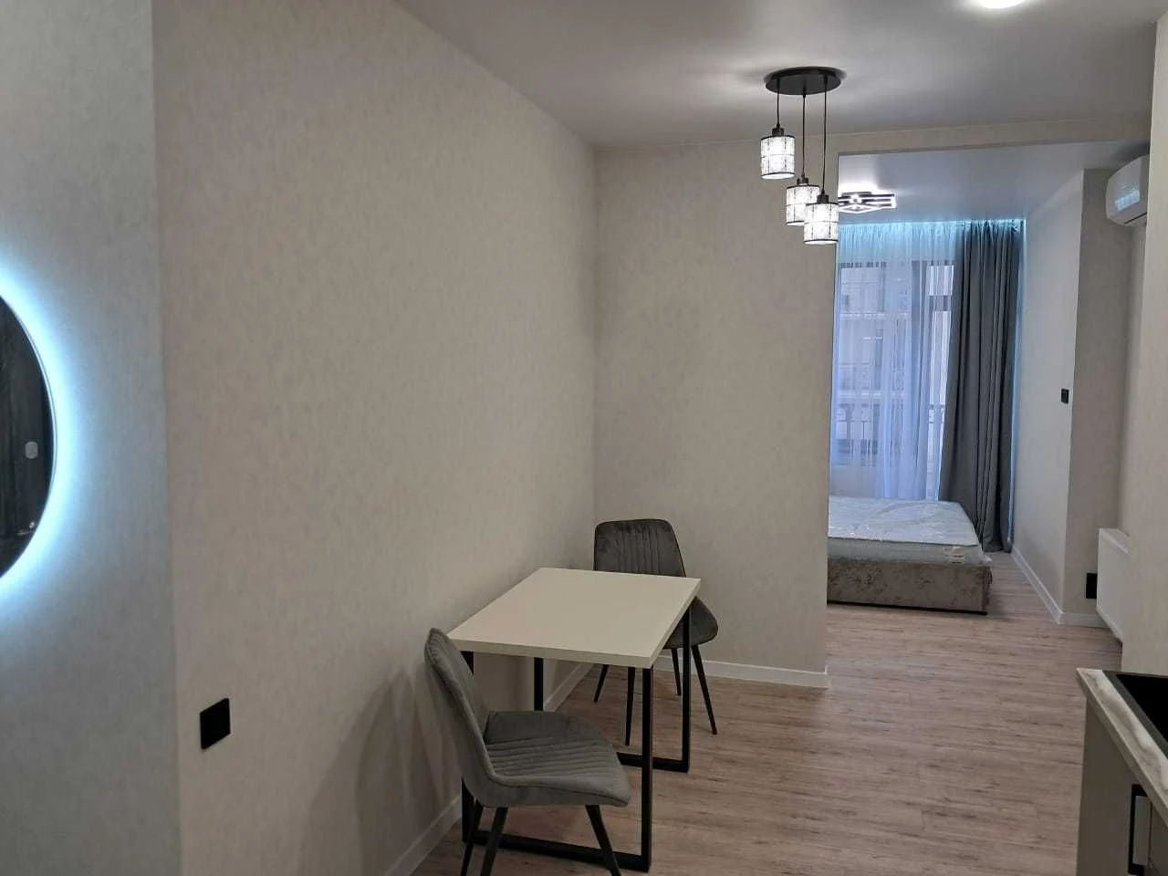 For Sale: 1-bedroom apartment, Designer renovation, Owner