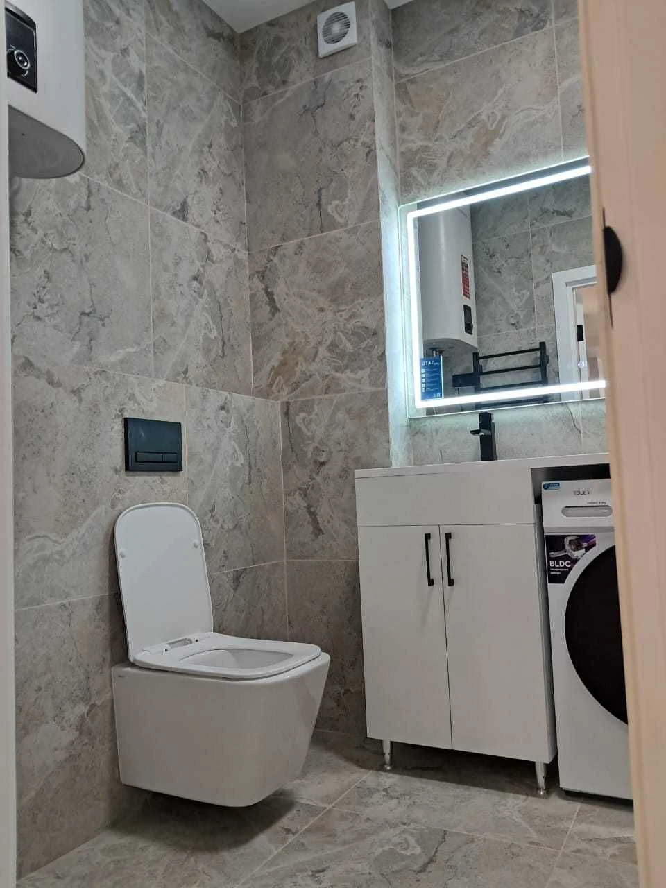 For Sale: 1-bedroom apartment, Designer renovation, Owner