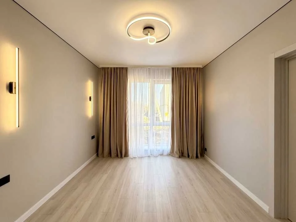House.  Nemyrivske Shosse, Vinnya