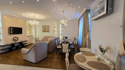 3-bedroom apartment on Ivan Franko Street