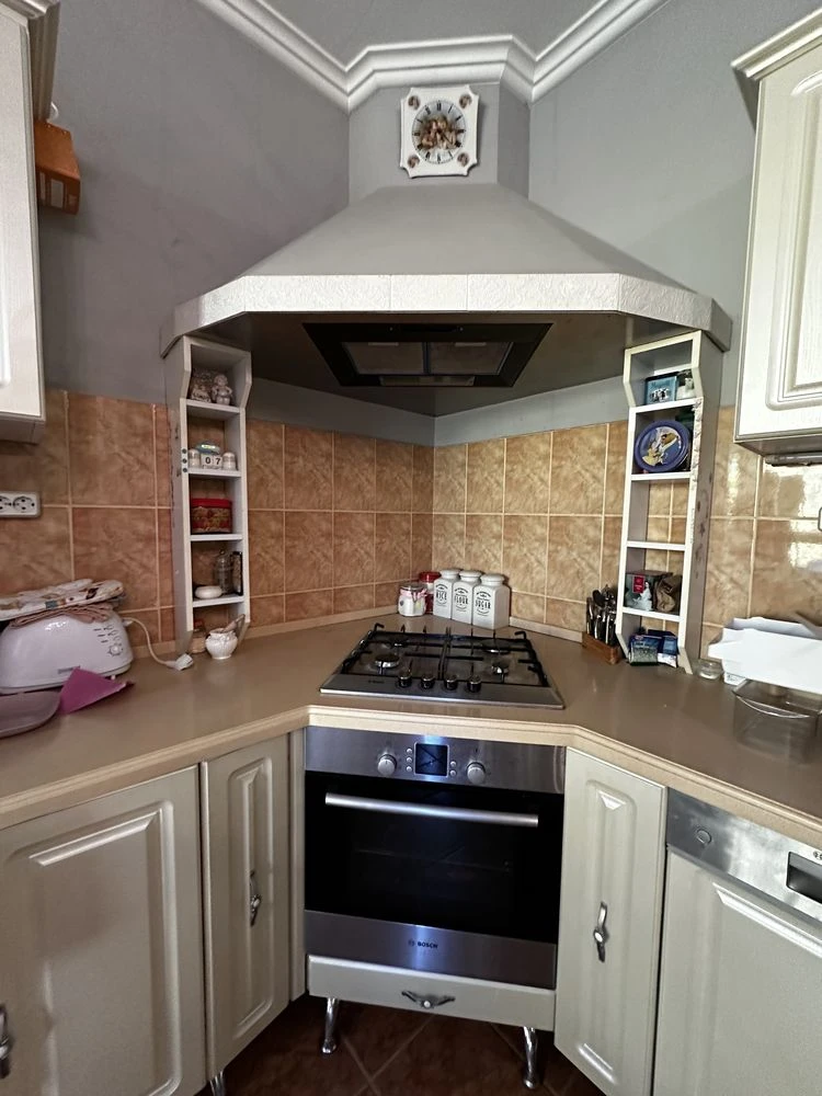 House for sale on Slavyanskaya Embankment