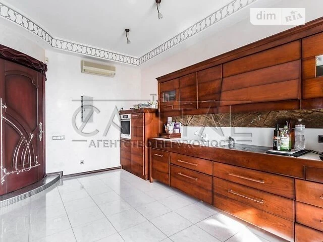 Продаж 4к квартири 158 кв. м на вул. Ковпака 17 • ID 3471938