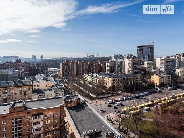 Продаж 4к квартири 158 кв. м на вул. Ковпака 17 • ID 3471938