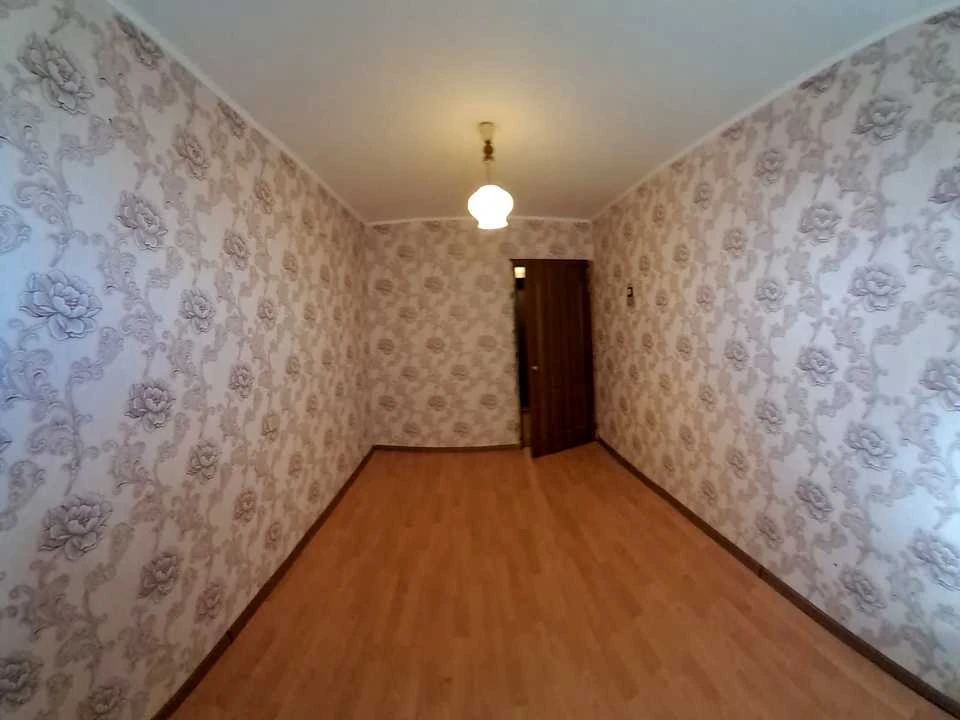 Apartment. Priberechna St.