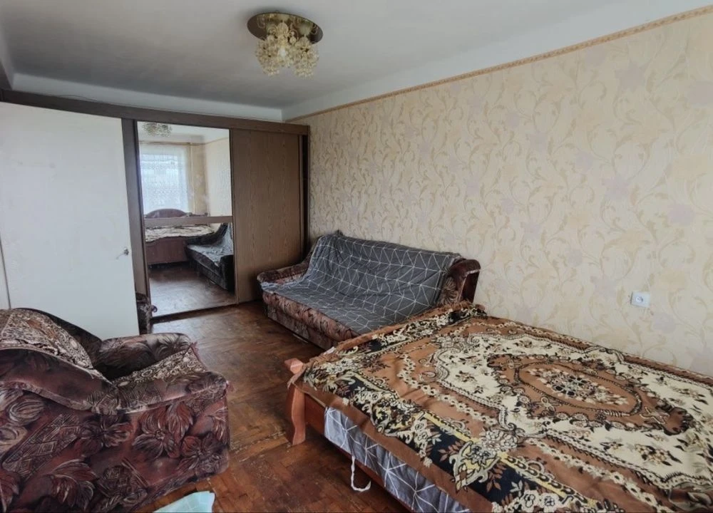 Sale of a 1-room apartment, Ювілейний Avenue, near the Свіжина store, near