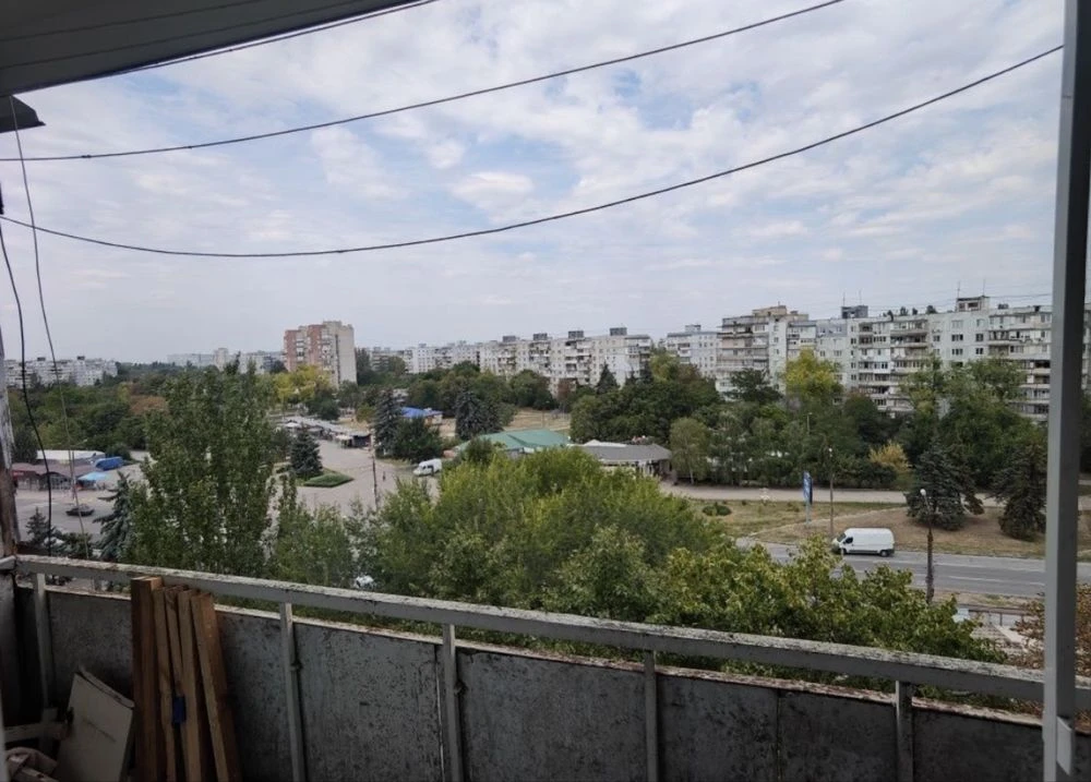 Sale of a 1-room apartment, Ювілейний Avenue, near the Свіжина store, near
