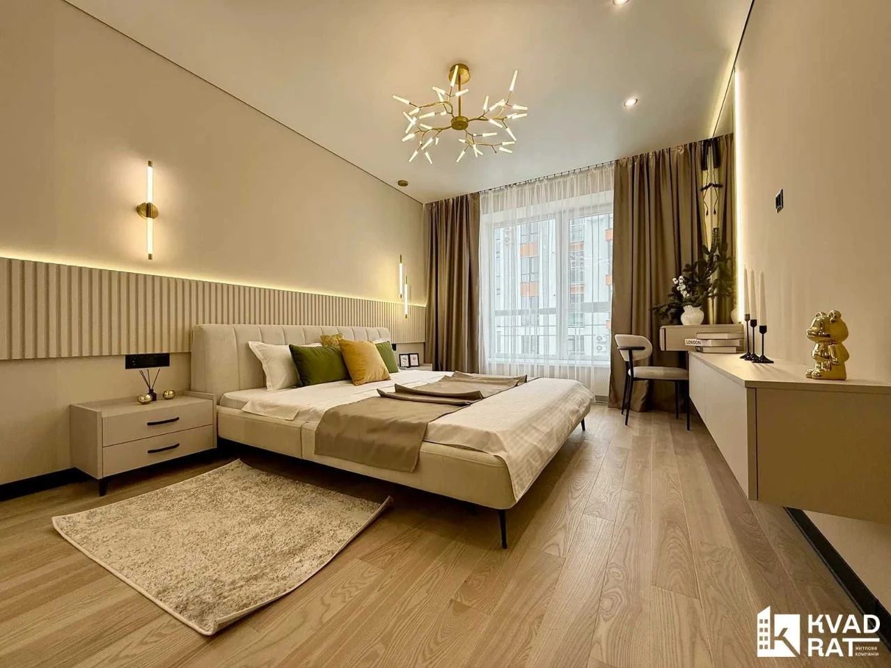LAKE 2-bedroom designer renovation