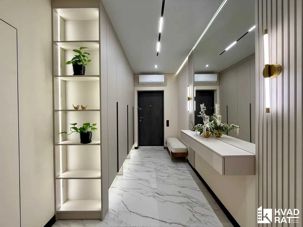 LAKE 2-bedroom designer renovation