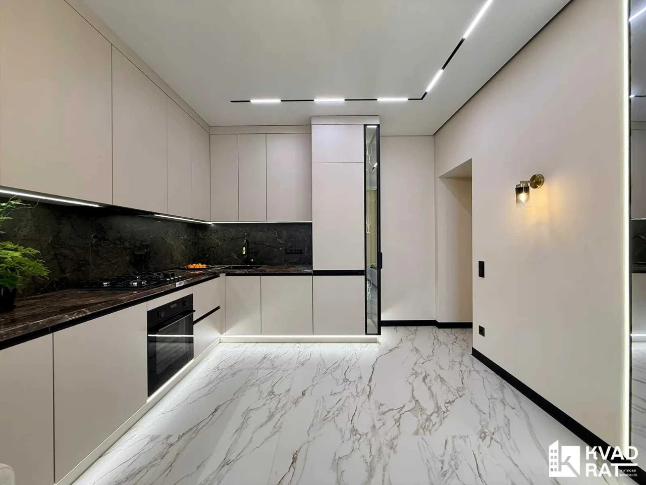 LAKE 2-bedroom designer renovation
