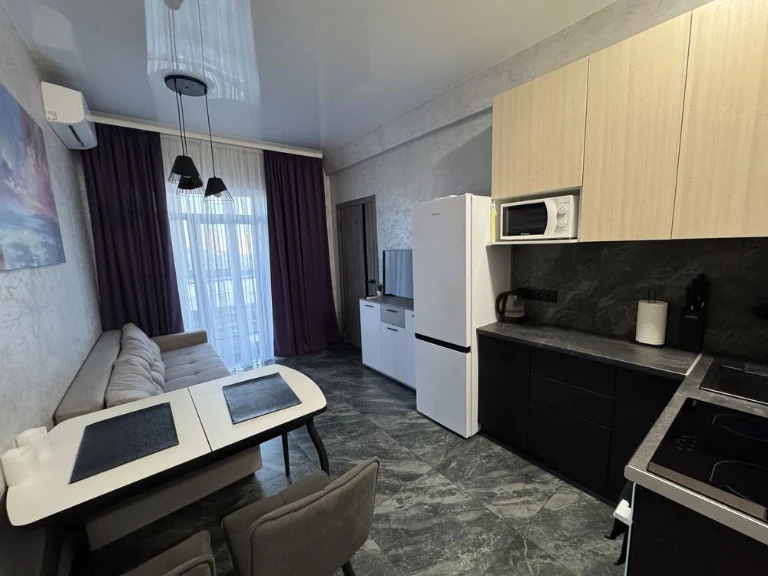 1к Suzirya, two separate rooms