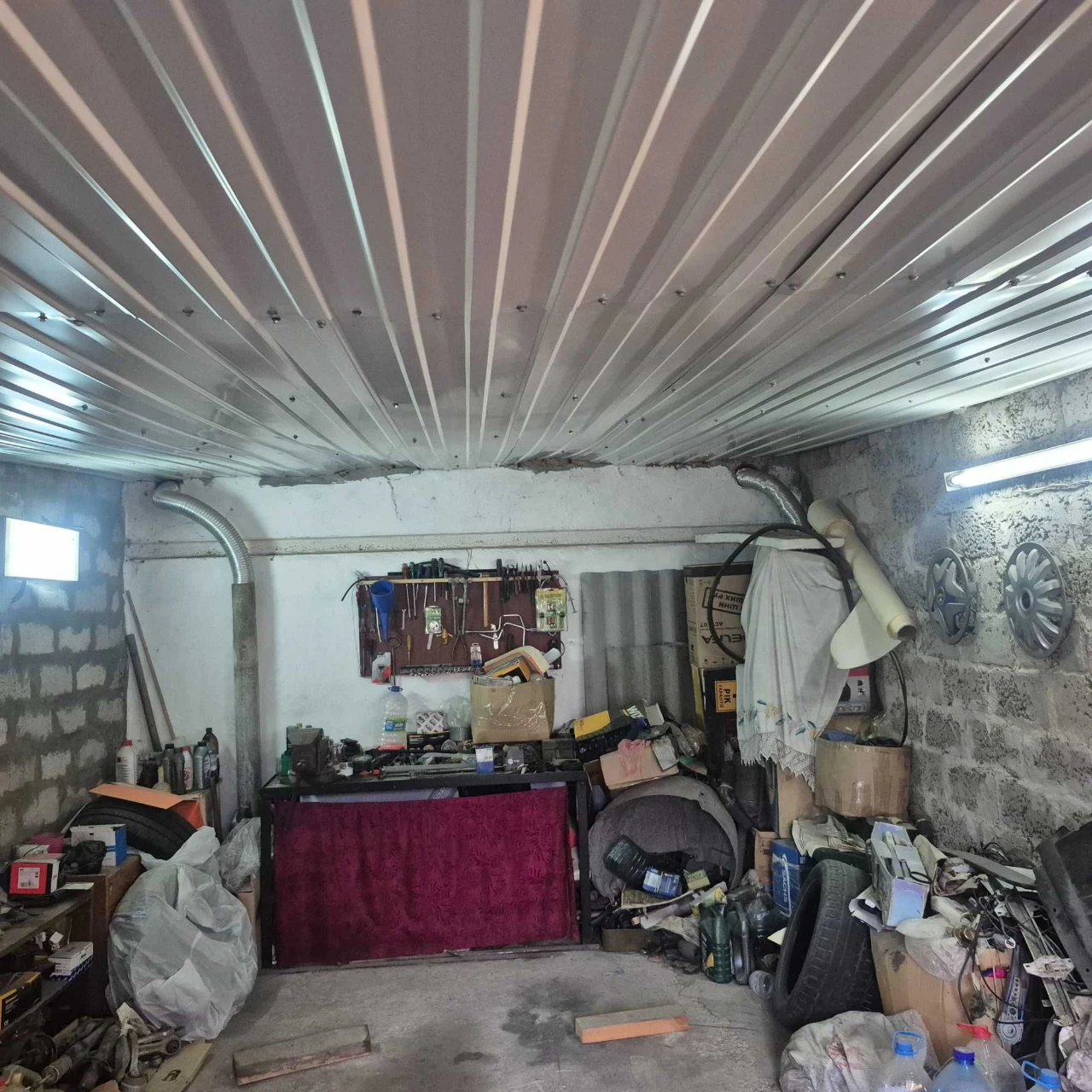For sale: Brick garage