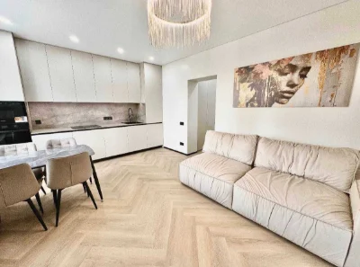 Levada Residence, For Sale STYLISH 2-room apartment in the CENTER! Metro Ga