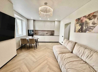 Levada Residence, For Sale STYLISH 2-room apartment in the CENTER! Metro Ga