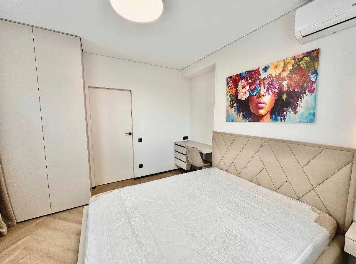 Levada Residence, For Sale STYLISH 2-room apartment in the CENTER! Metro Ga