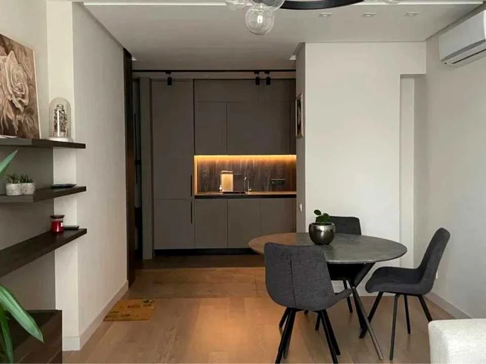 Apartment. Kyiv, Hlibochyska Street