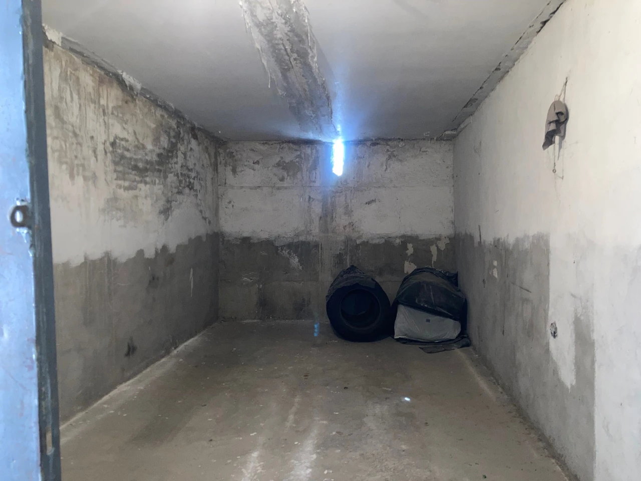 Гараж 17,1 м² у кооперативі «Електрон-73», вул. Роксоляни, 2
