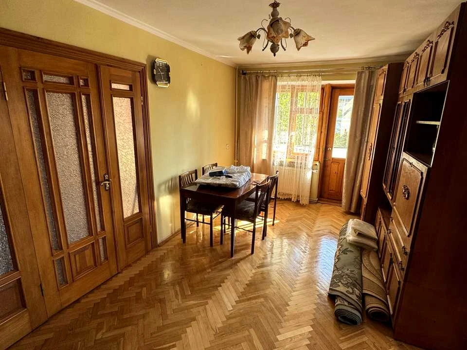 Квартира. Львів, Лук'яна Кобилиці, вулиця