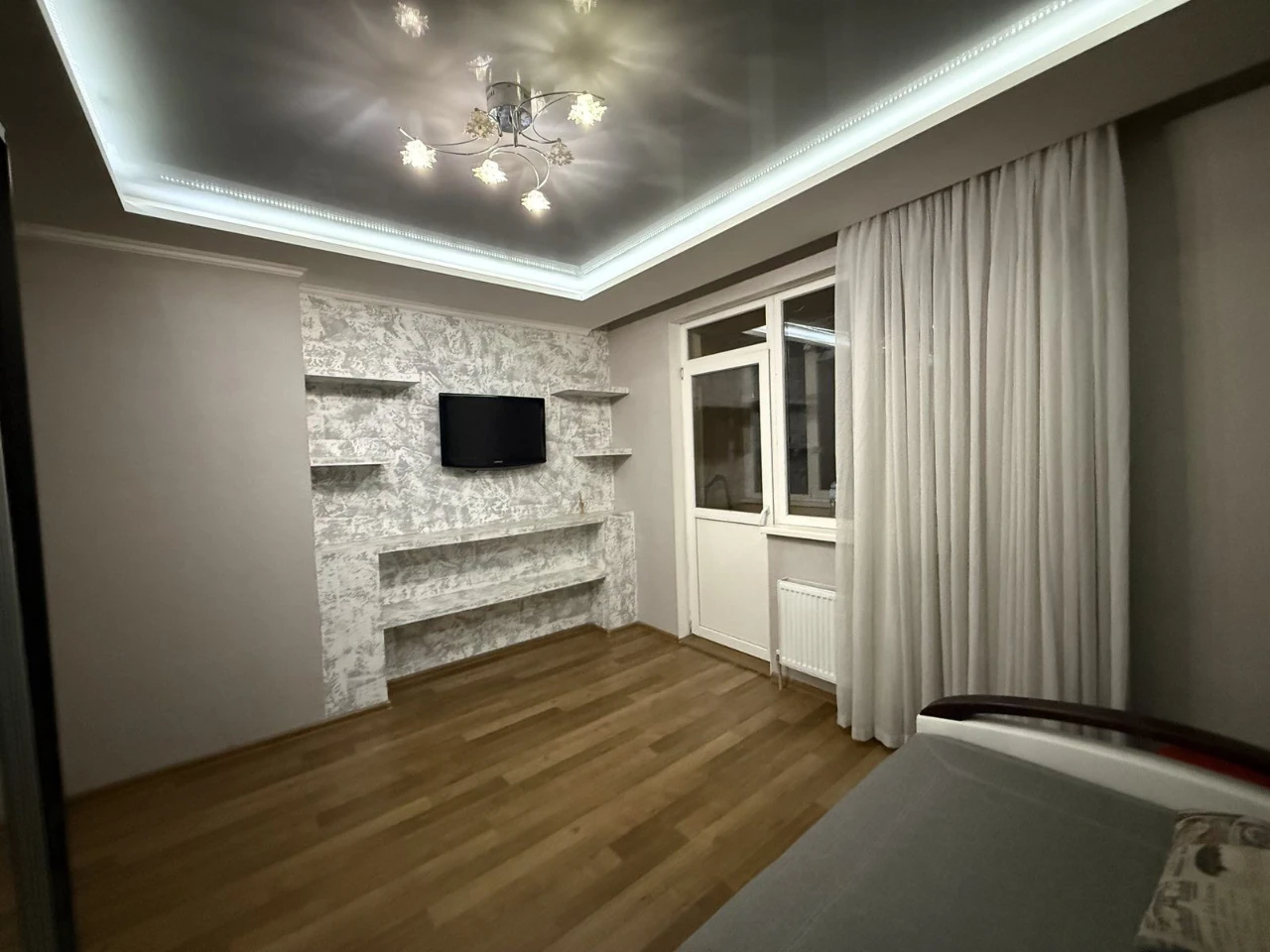 Urgent!Hot Offers!Sale of 1 room apartment on Marshal Zhukov
