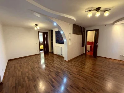 Apartment. Chernivtsi, Arkadia Zhukovskogo Street