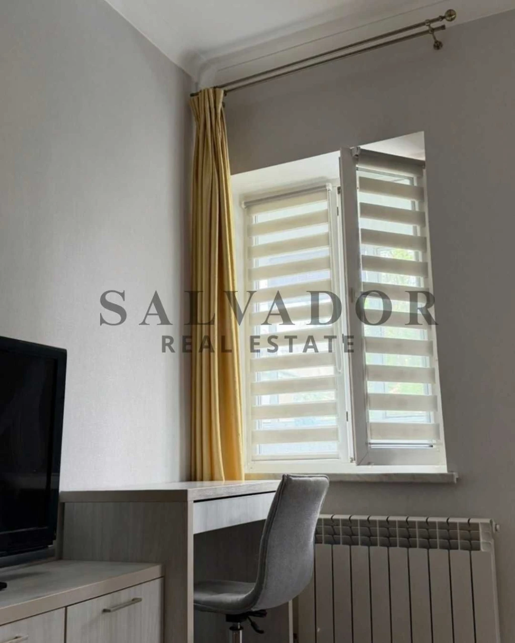 Продається 2-кімнатна квартира 56 м² з ремонтом, вул. Прохорівська