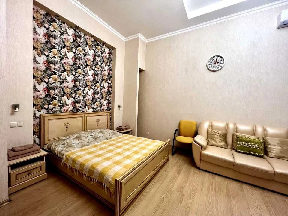 Квартира. Киев, улица Бассейна