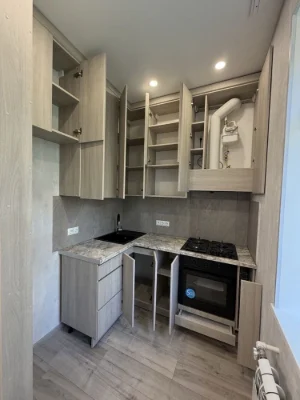 Selling 2-bedroom apartment