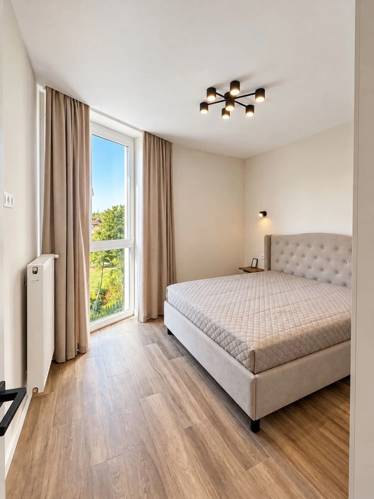 Sale of a 1-bedroom apartment in a low-rise new building