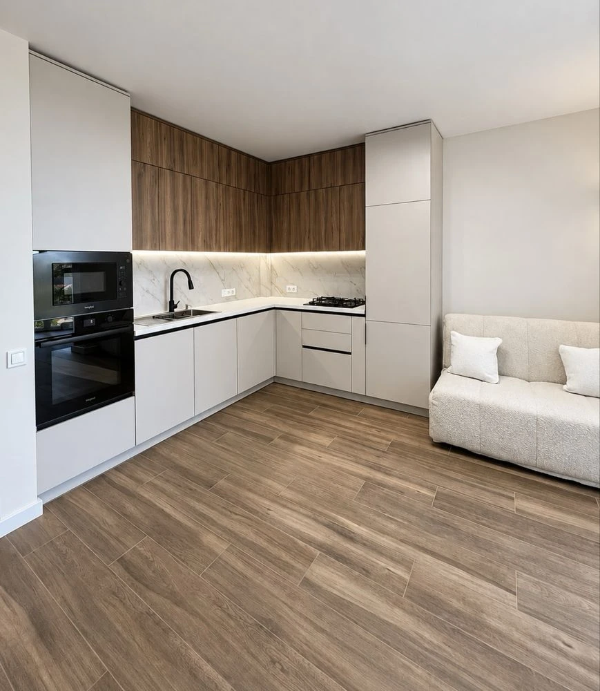 Sale of a 1-bedroom apartment in a low-rise new building
