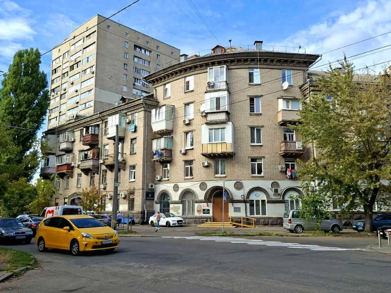 Apartment. Donetsk Street, Kyiv