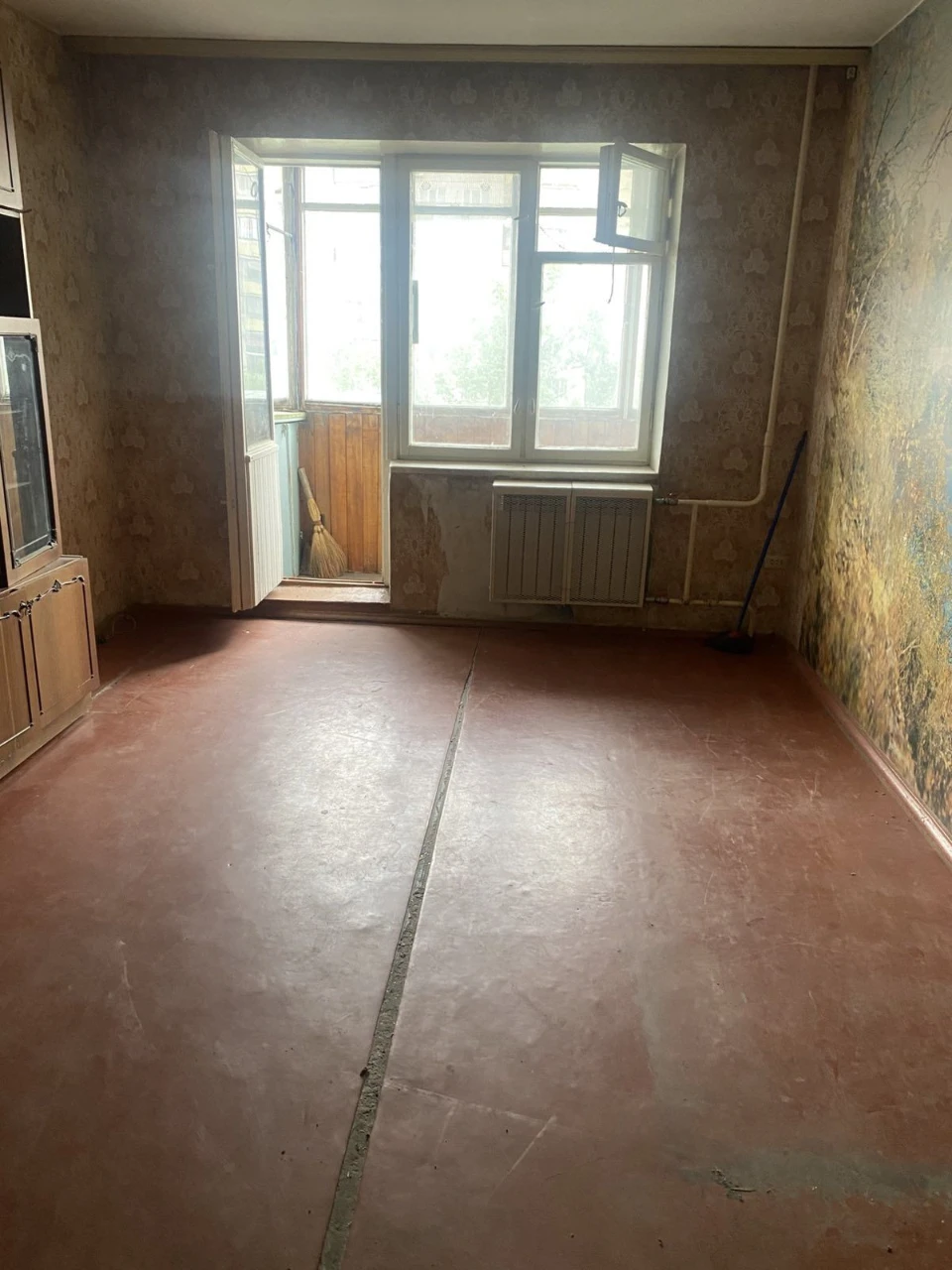 For Sale: 2-bedroom apartment in Kyiv, Darnytsky district, Street