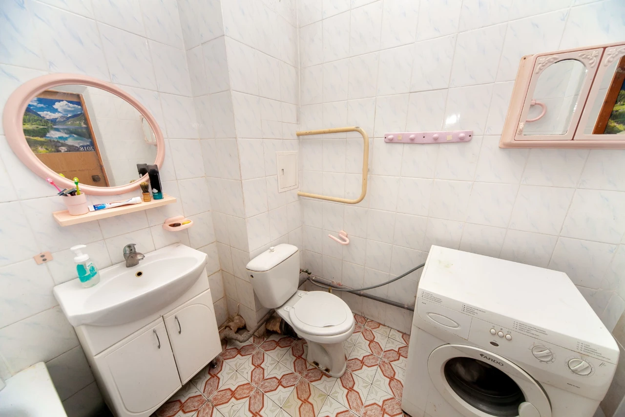 Продаж квартири, вул. Княжий Затон 16, Київ / W-7474304