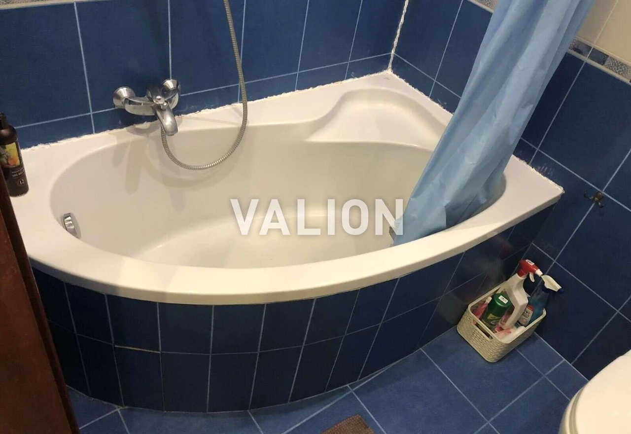 Sale of a 1-bedroom apartment on Volodymyr Yasюк Prospect, 6