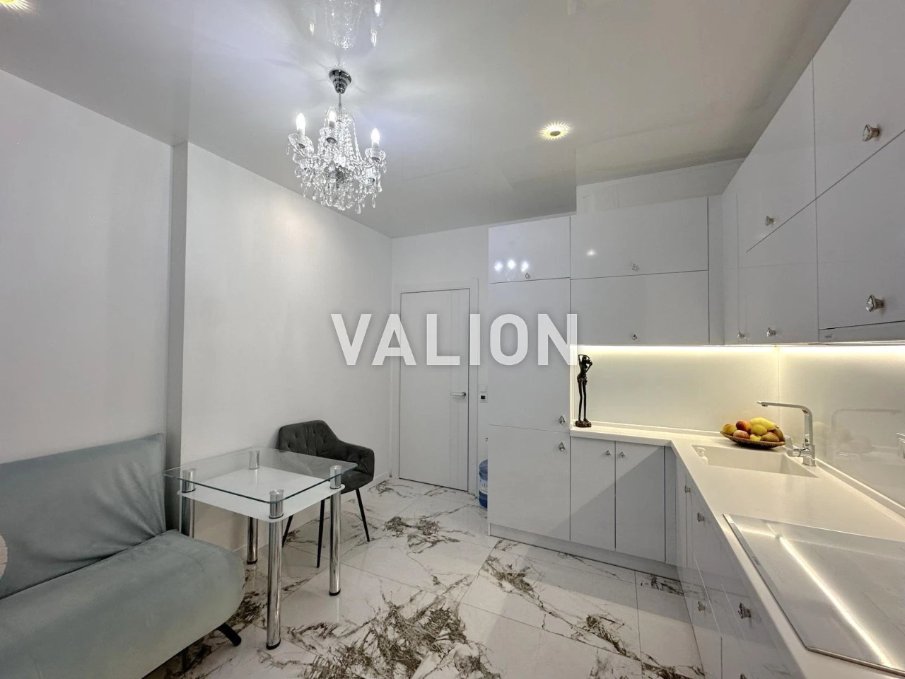 Sale of 1 apartment at вул. Olena Bzhilky 3d, ЖК Traditsia Pozniaky