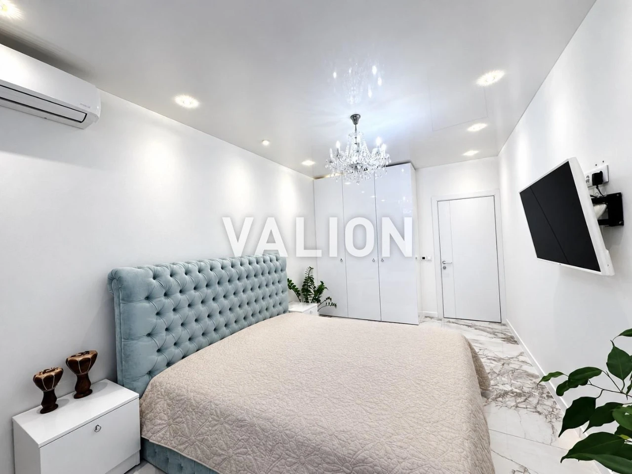 Sale of 1 apartment at вул. Olena Bzhilky 3d, ЖК Traditsia Pozniaky