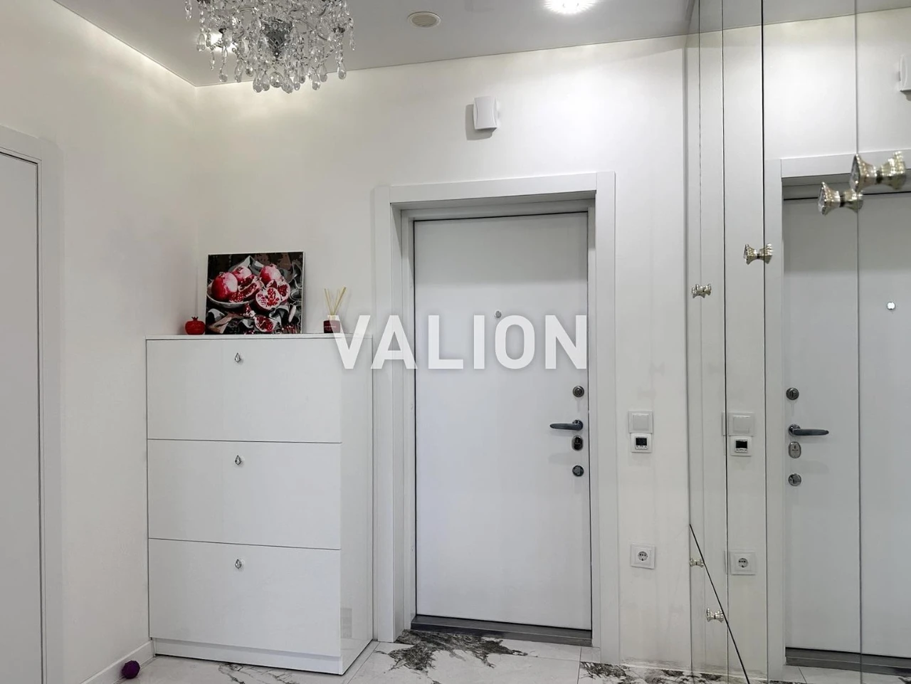 Sale of 1 apartment at вул. Olena Bzhilky 3d, ЖК Traditsia Pozniaky