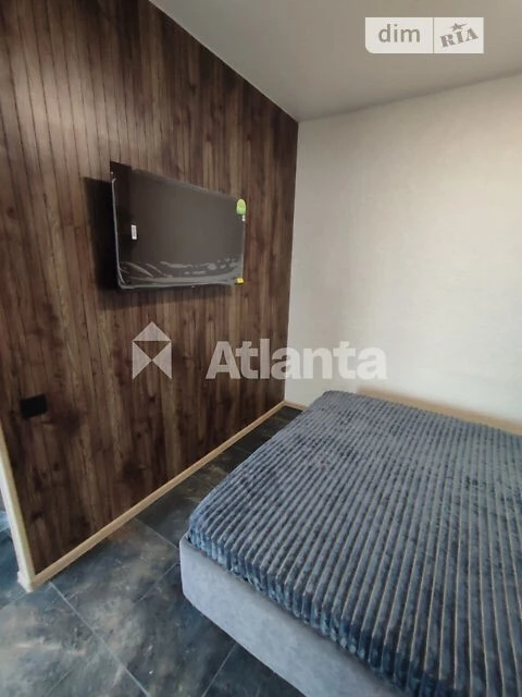 Продаж 1к квартири 41 кв. м на вул. Валерʼяна Підмогильного