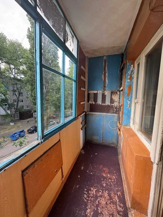 Продам 1-комнатную на Бочарова.