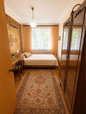 2-room apartment for sale on Pobedy Square, Komsomolov Street