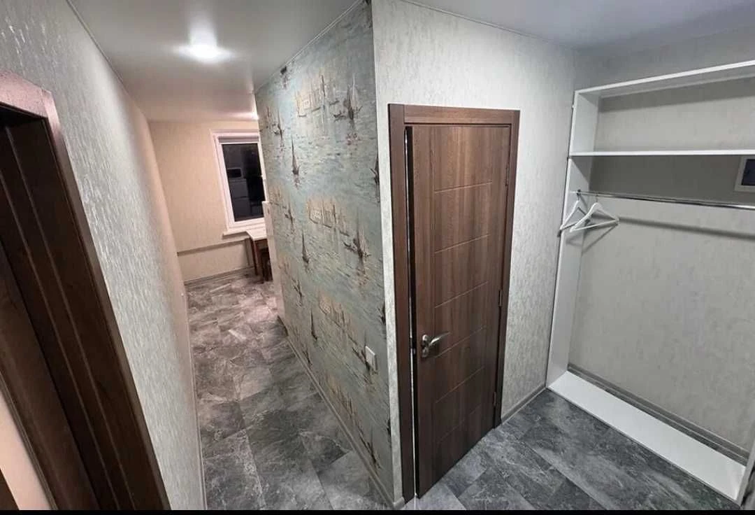 Продам 1 кВ 36 М2 метро Науки центр