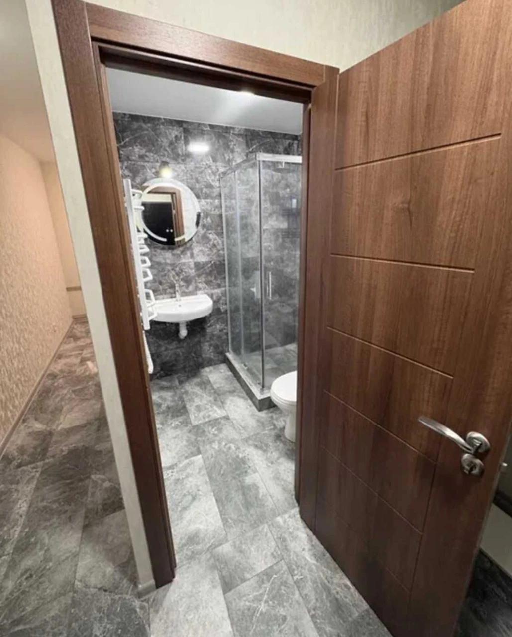Продам 1 кВ 36 М2 метро Науки центр