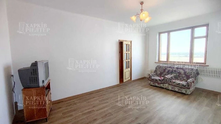 D1F Продам 2-комнатную квартиру ,50 м² ,Роганский ж/м - можн