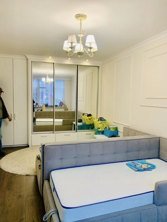 3-кімнатна квартира 117 м² з ліфтом, водопостачанням, опаленням у Покровському Посаді, Глибоч