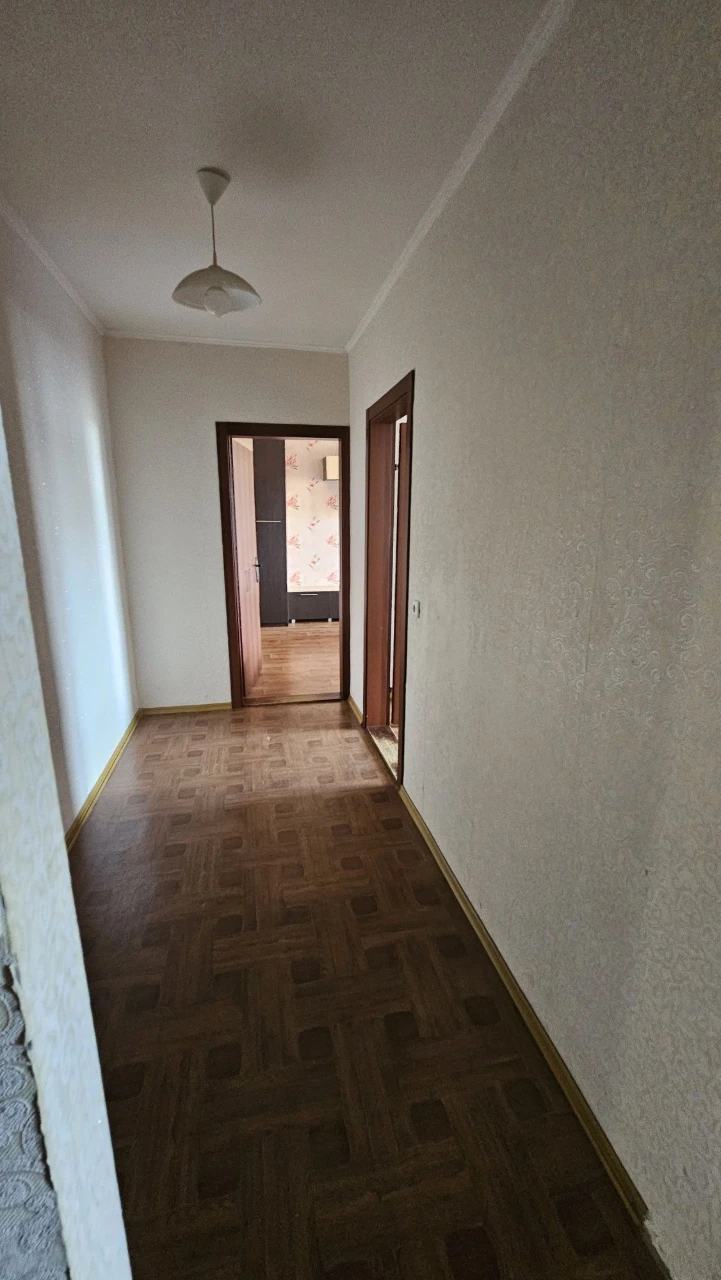 2-кімнатна квартира в довгостроковій оренді, з автономним опаленням