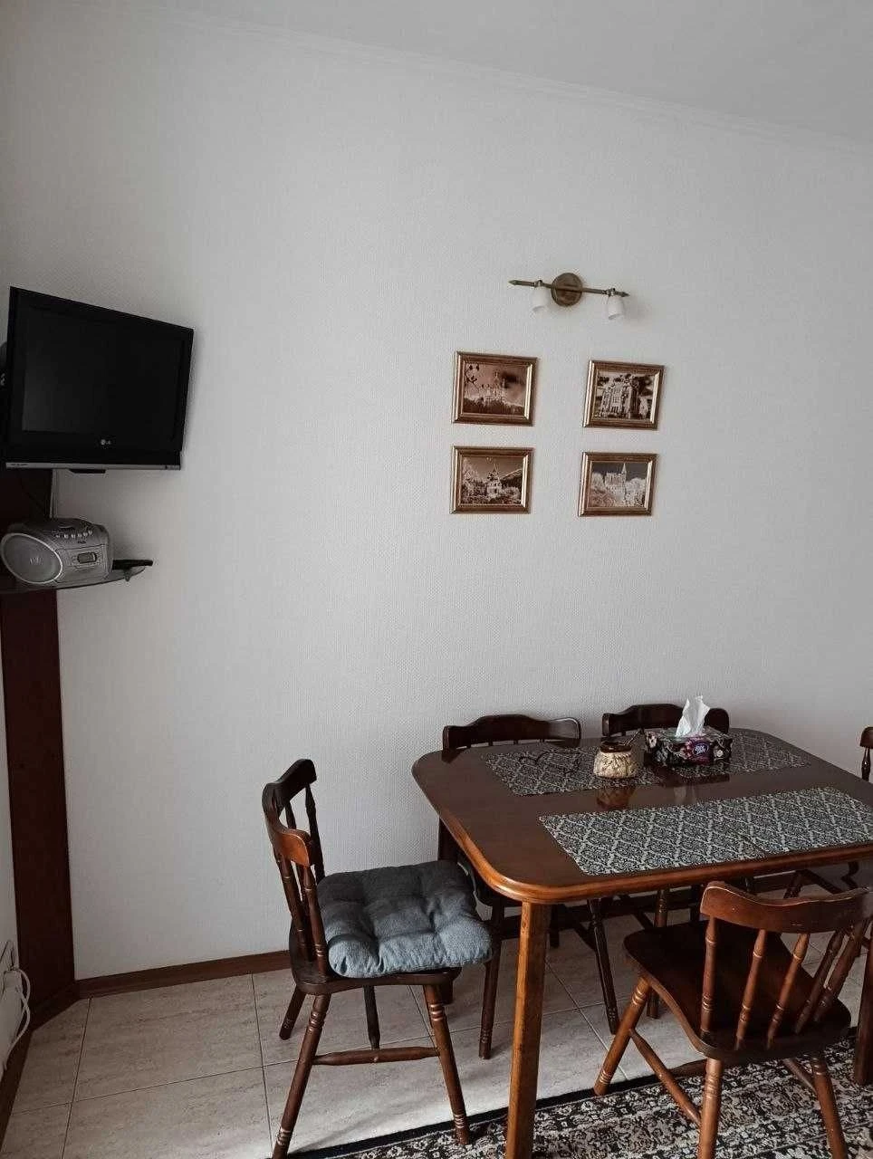 3 rooms at 7A Koshytsia Street, Kharkiv, Pozniaky