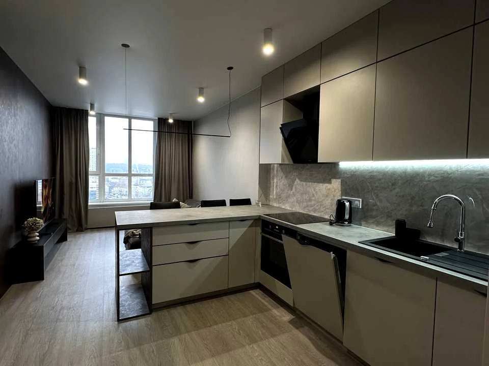 Apartment. Brest Street, Kyiv