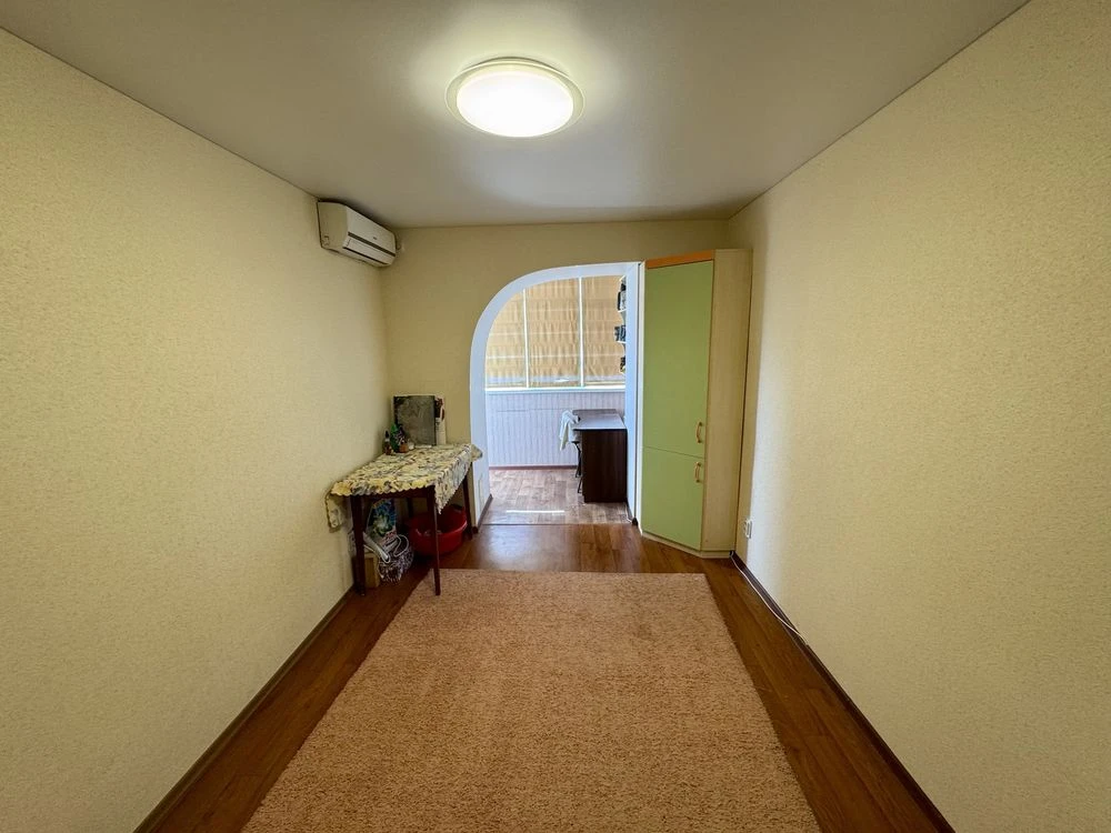 For sale 2-room apartment on Chkalova Street, 53 sq.m.