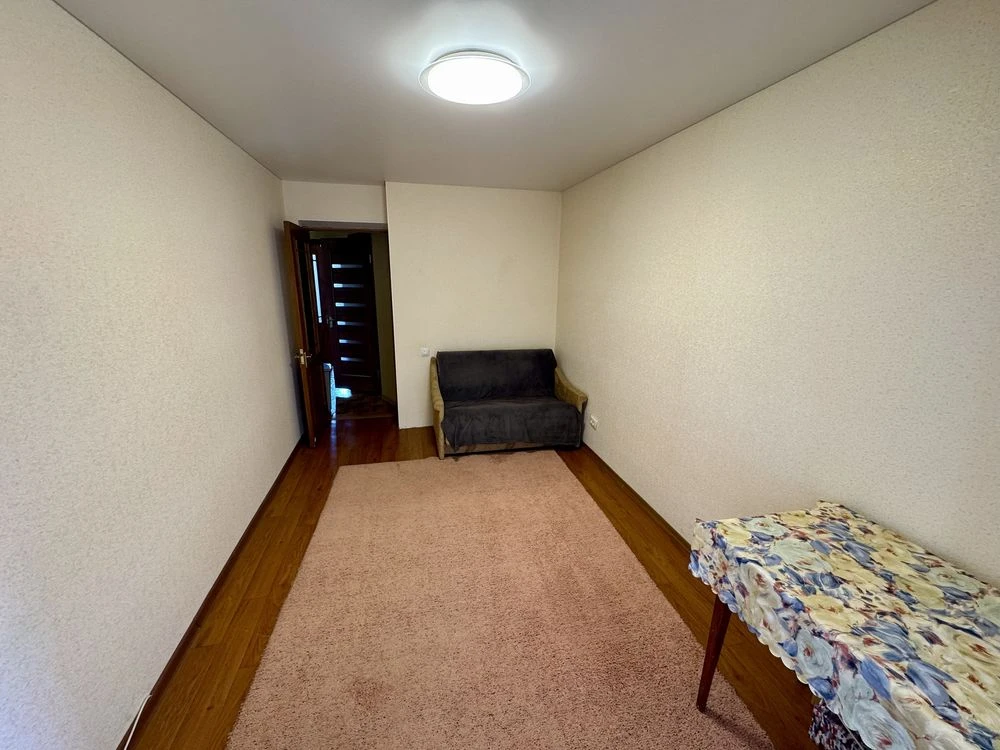 For sale 2-room apartment on Chkalova Street, 53 sq.m.