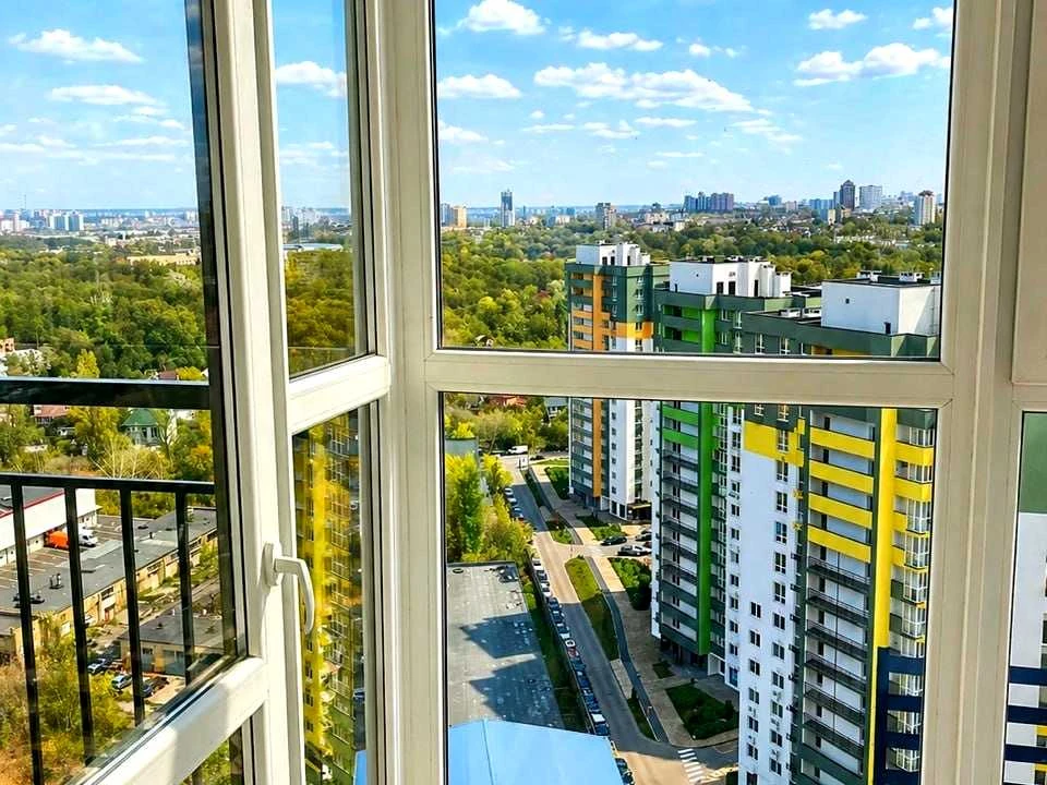 Квартира. Київ, Івана Виговського вул.